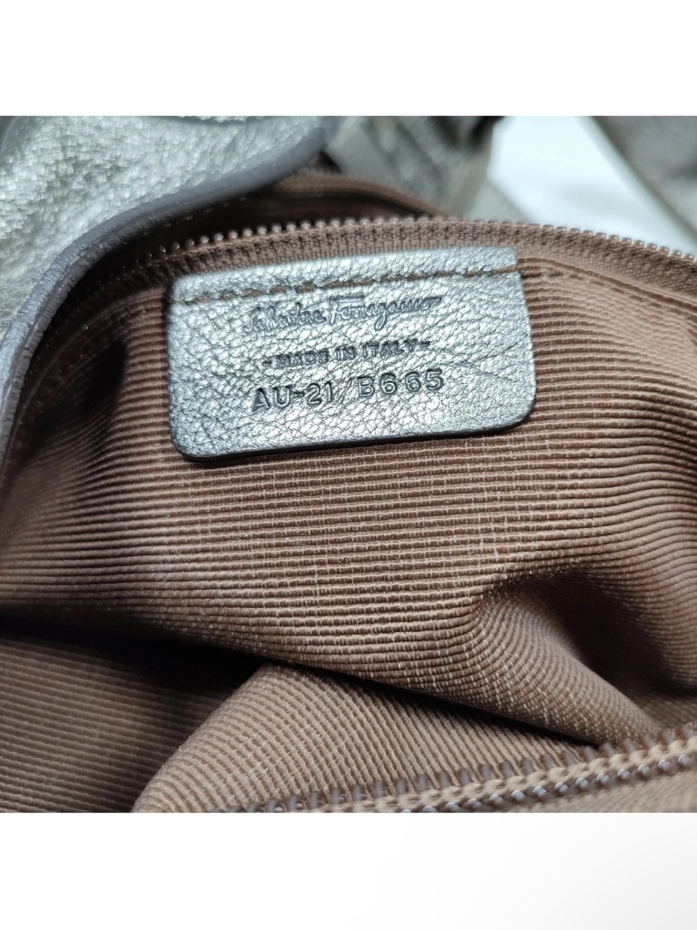 Salvatore Ferragamo Bronze Metallic Taupe Tote with Bow Detail - Picture 9 of 15